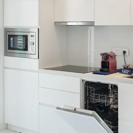 Azzurra, * Κάπρι